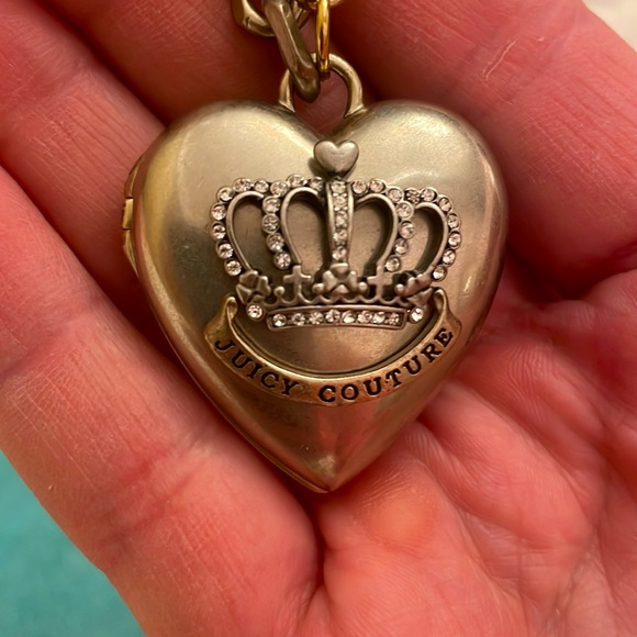 Juicy Couture XL heart shaped crown locket Y2K - Picture 7 of 9